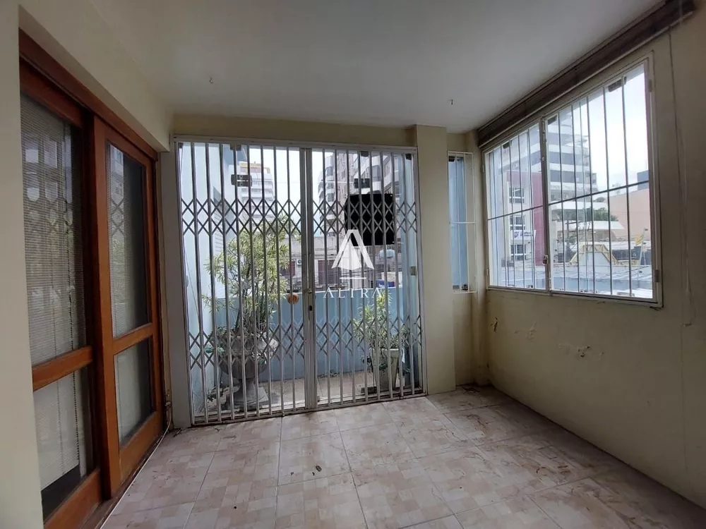 Apartamento, 3 quartos, 207 m² - Foto 2