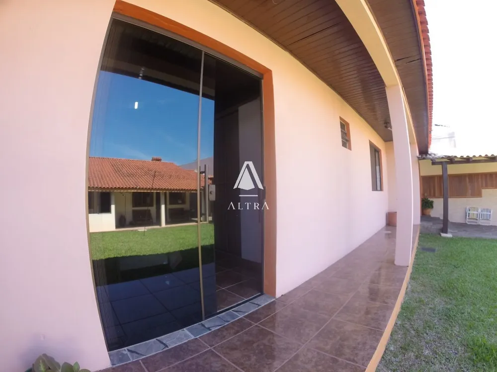 Casa, 4 quartos, 164 m² - Foto 2