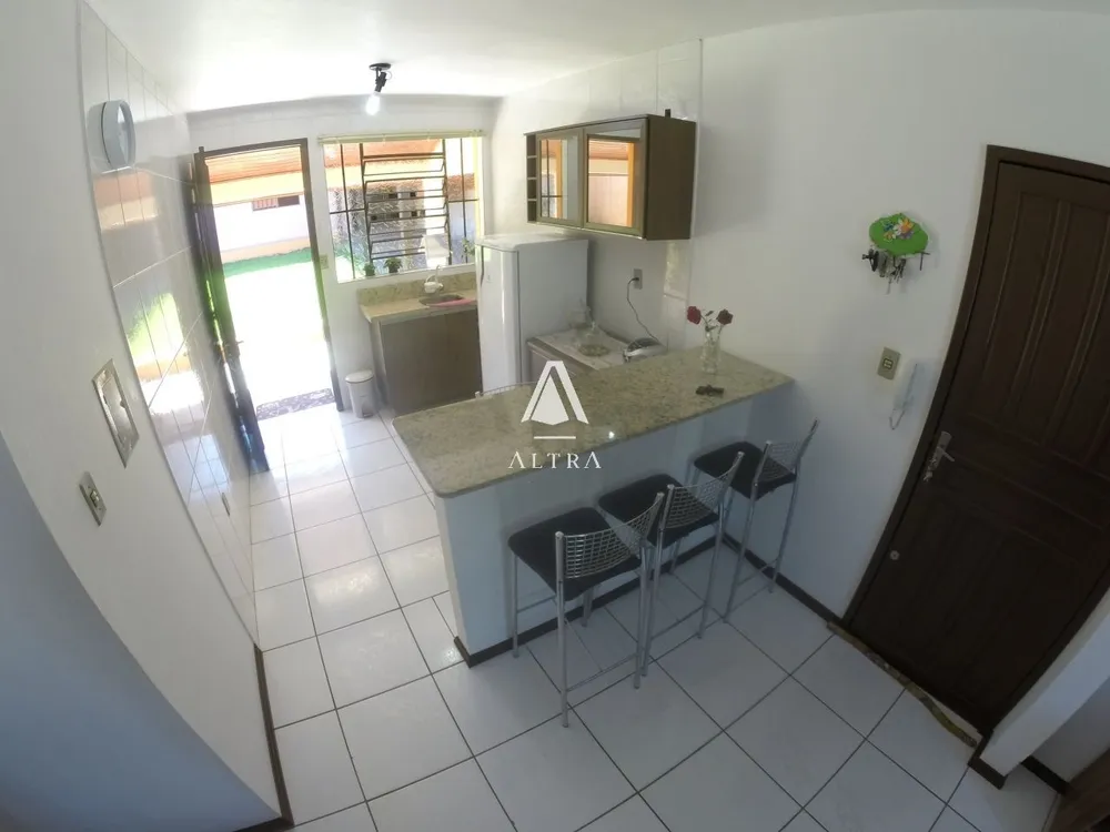 Casa, 4 quartos, 164 m² - Foto 1