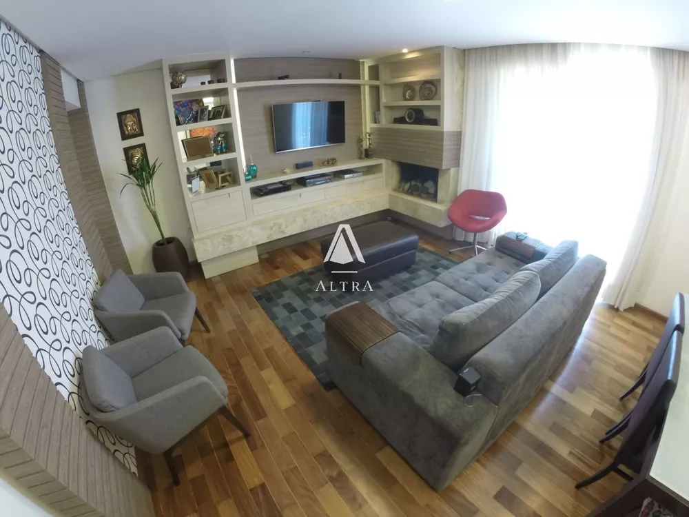 Apartamento à venda com 3 quartos, 147m² - Foto 4