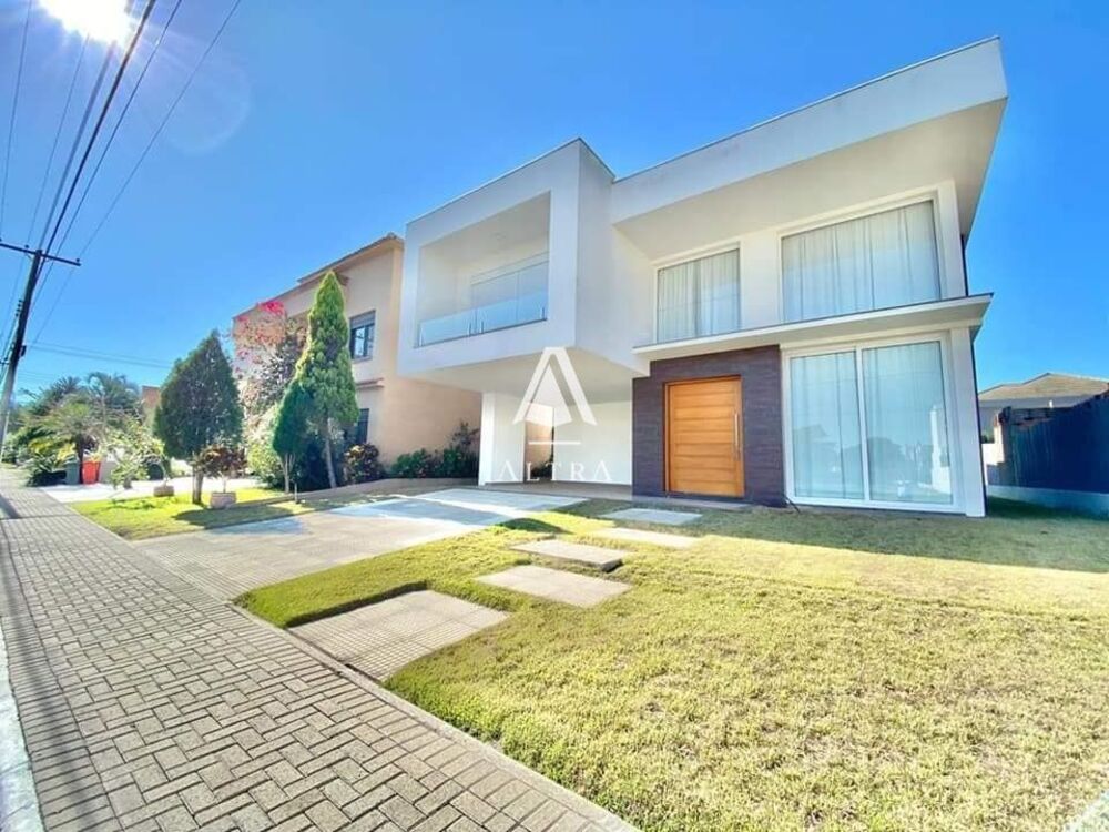 Casa, 4 quartos, 287 m² - Foto 1