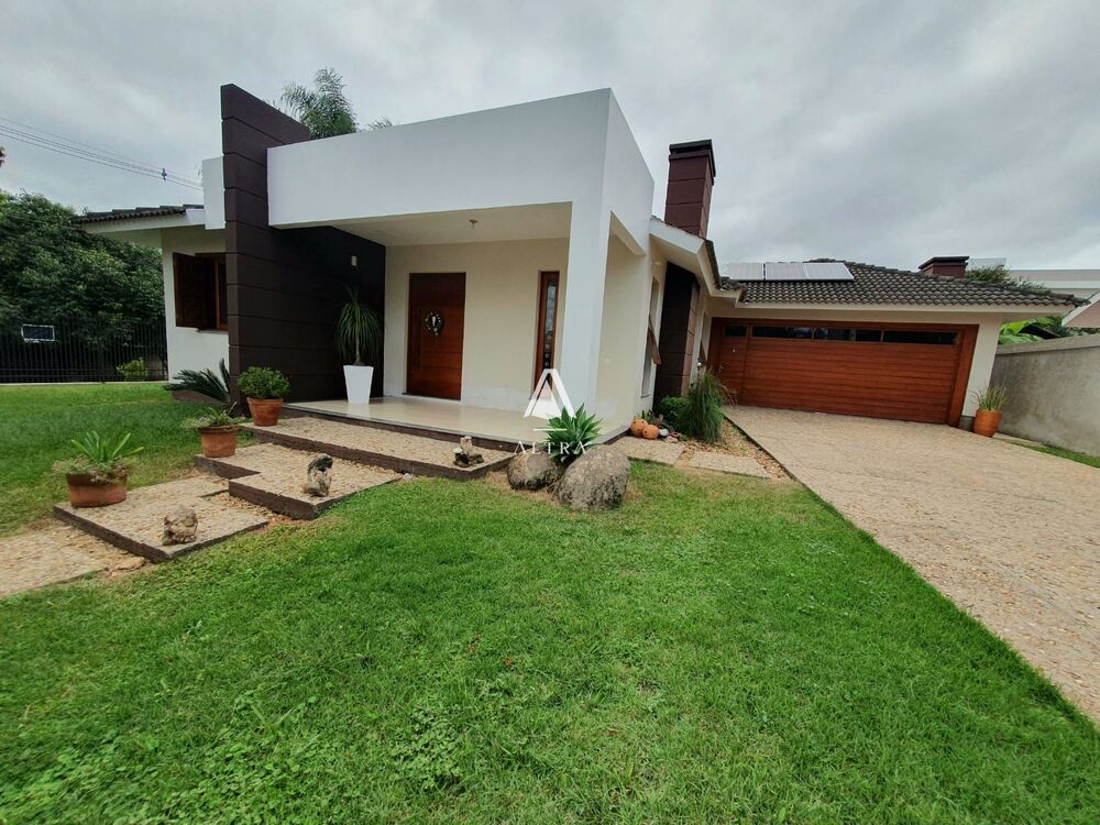 Casa, 4 quartos, 232 m² - Foto 2