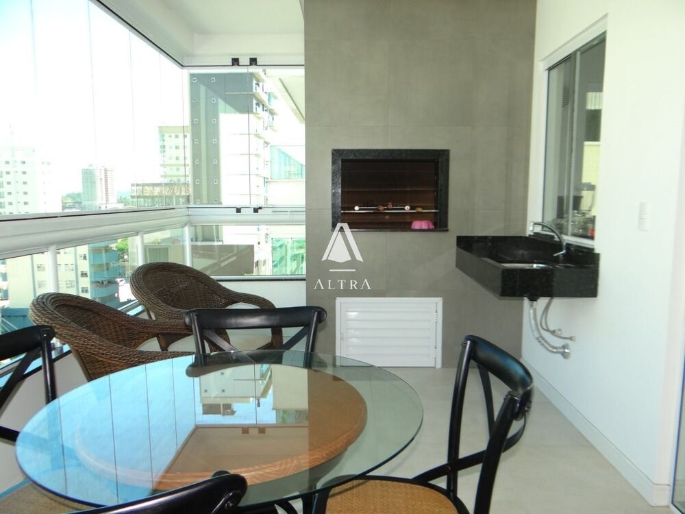 Apartamento, 3 quartos, 122 m² - Foto 1