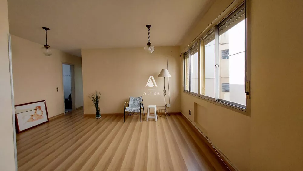 Apartamento à venda com 2 quartos, 82m² - Foto 1