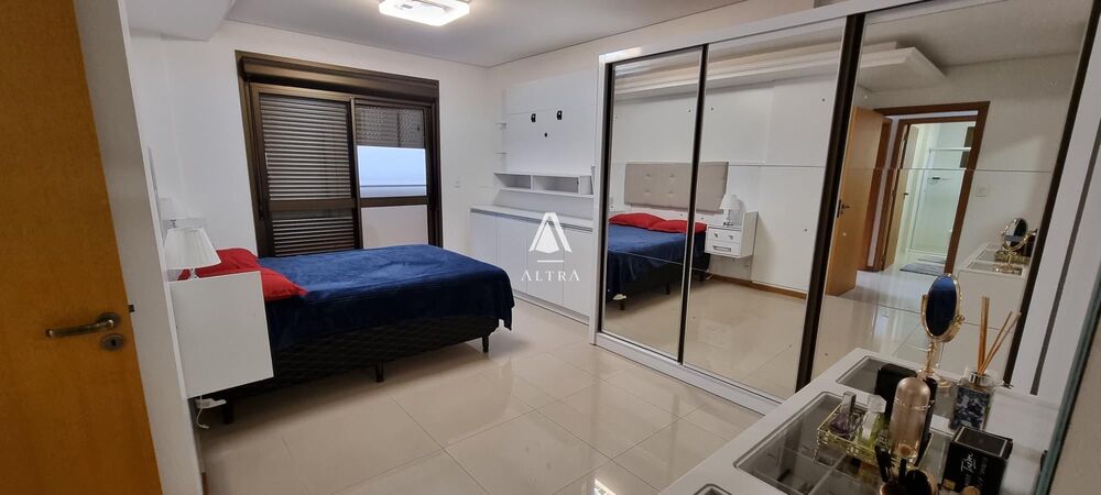 Apartamento à venda com 3 quartos, 130m² - Foto 19