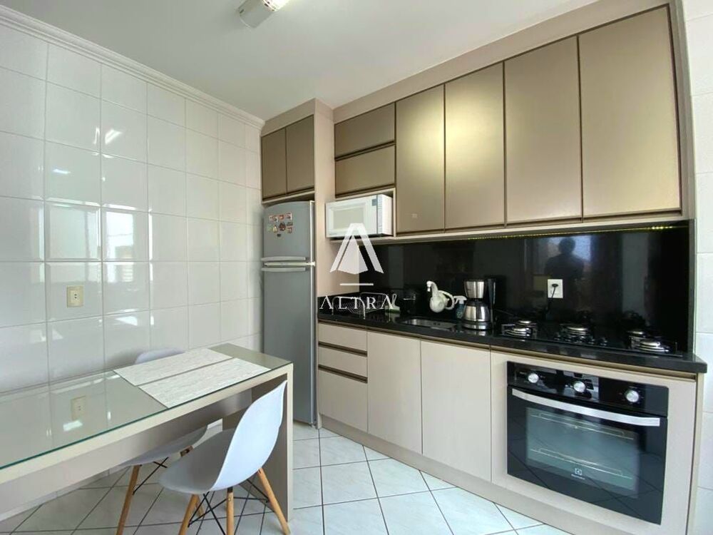 Apartamento, 2 quartos, 80 m² - Foto 1