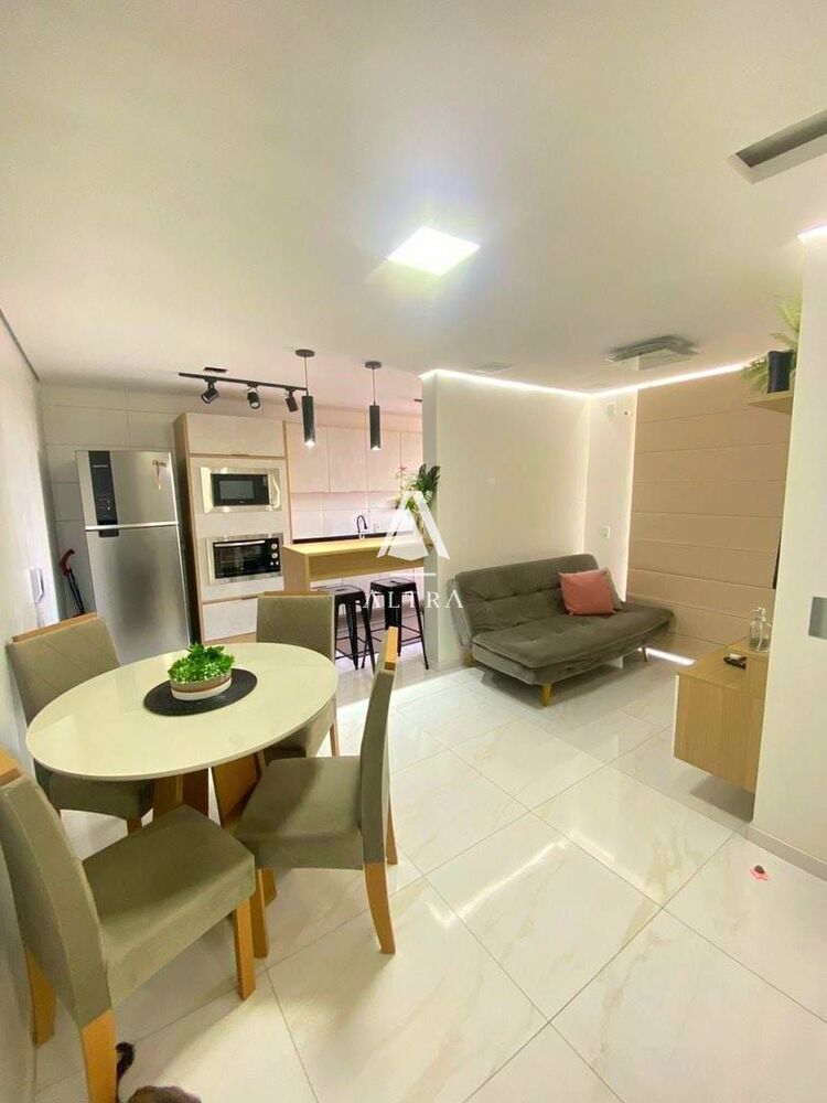 Apartamento à venda com 2 quartos, 57m² - Foto 1