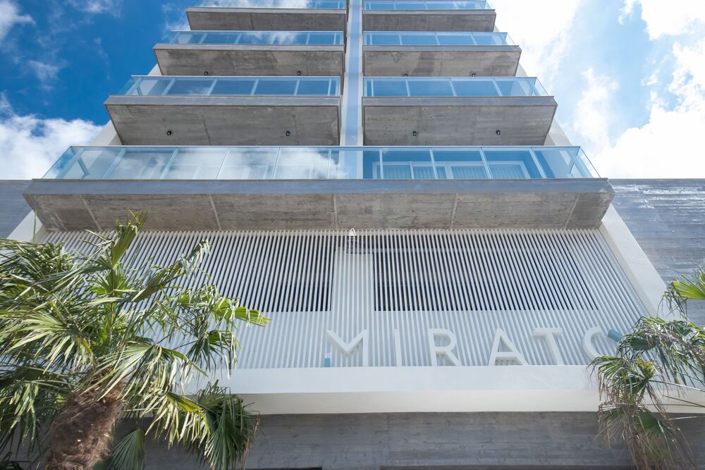 Apartamento à venda com 3 quartos, 140m² - Foto 3