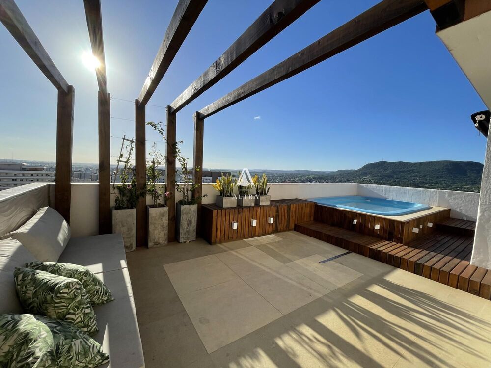 Cobertura, 2 quartos, 225 m² - Foto 1