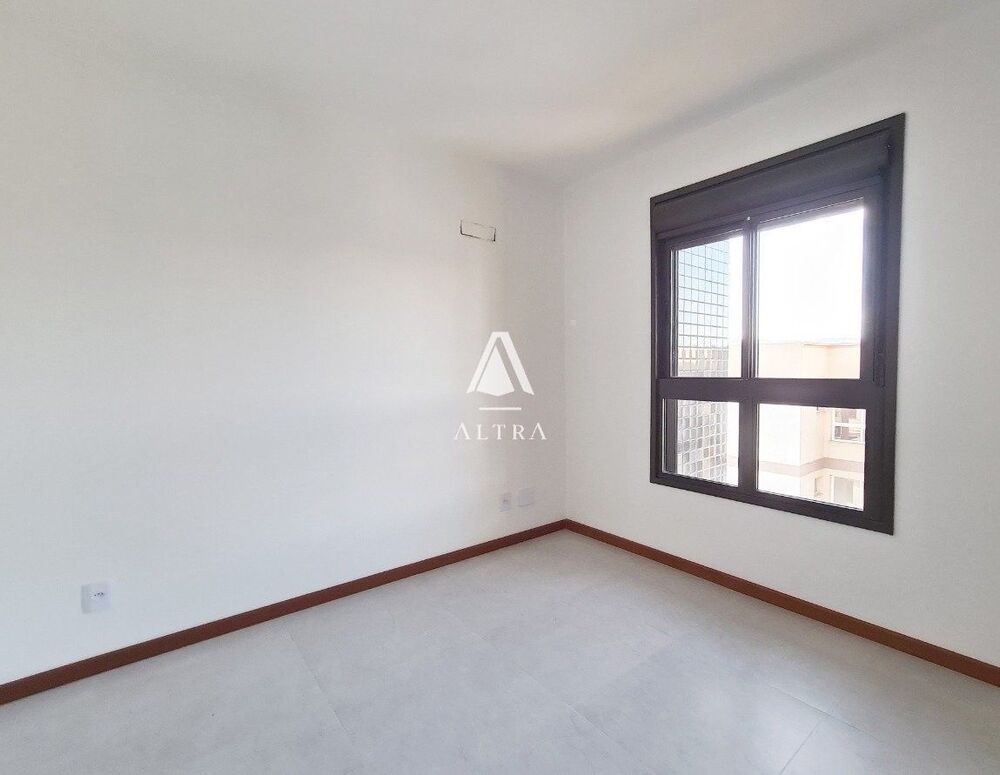 Apartamento, 1 quarto, 30 m² - Foto 2