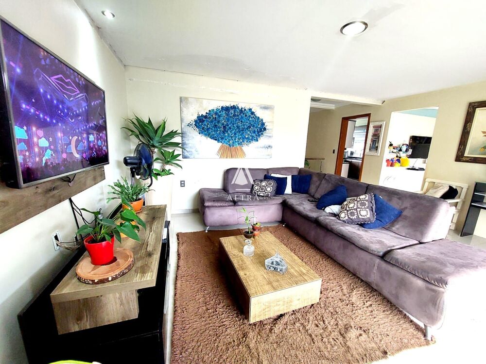 Casa, 3 quartos, 162 m² - Foto 1