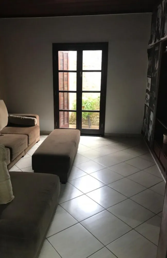 Casa, 4 quartos, 330 m² - Foto 2