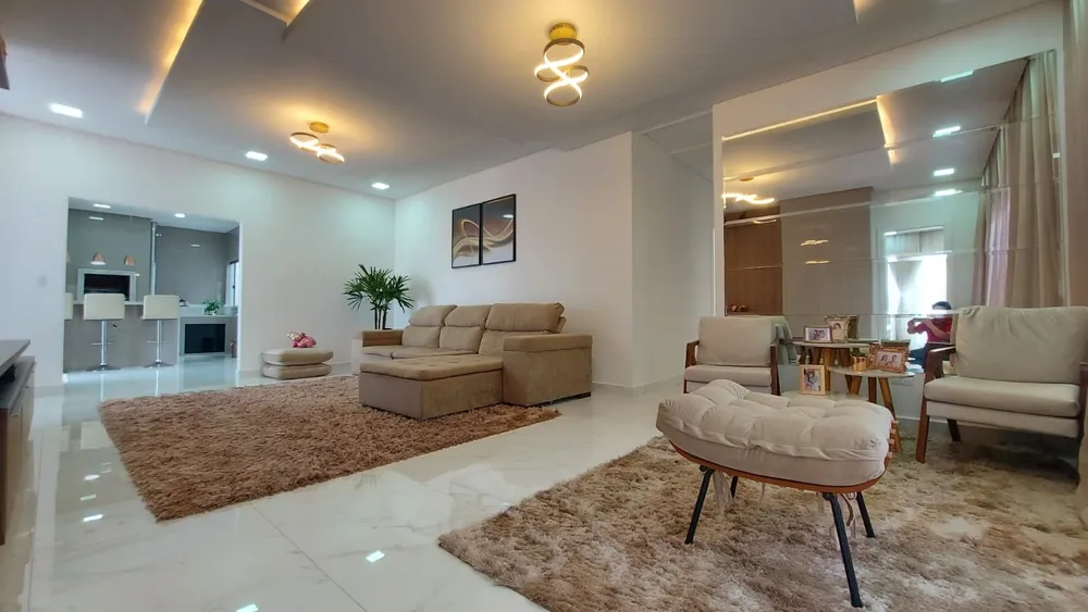 Casa, 3 quartos, 220 m² - Foto 3