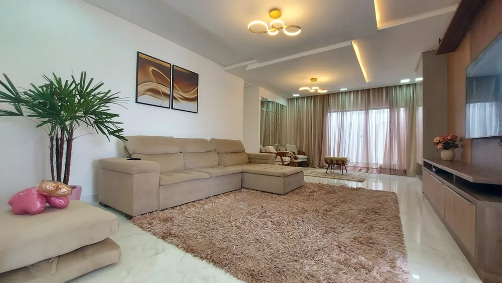 Casa, 3 quartos, 220 m² - Foto 2
