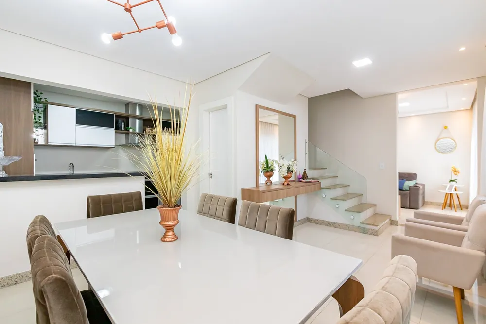 Casa, 3 quartos, 189 m² - Foto 2