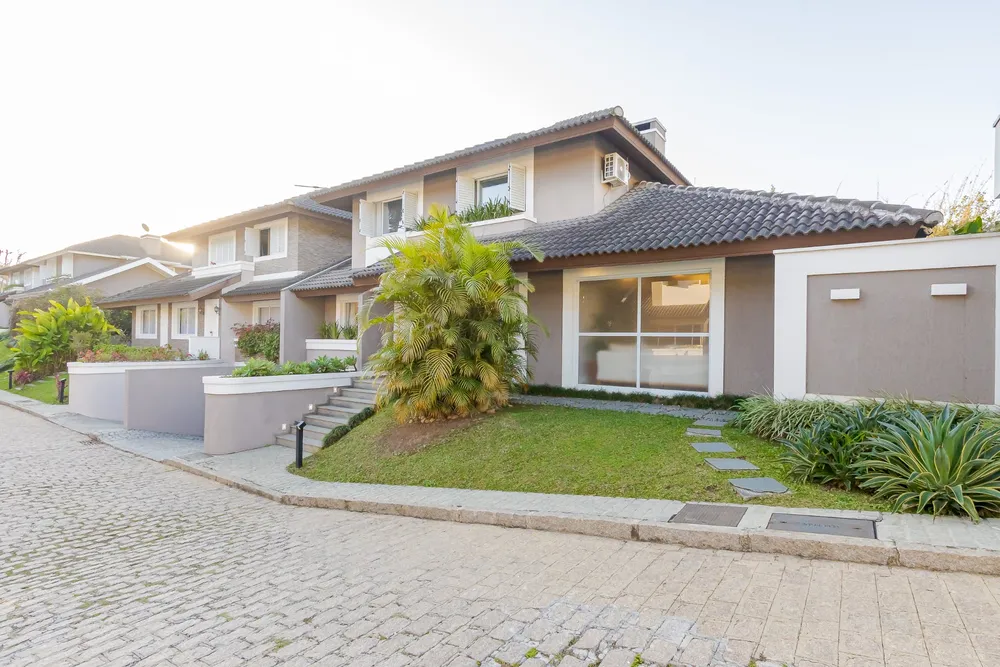 Casa, 3 quartos, 292 m² - Foto 1
