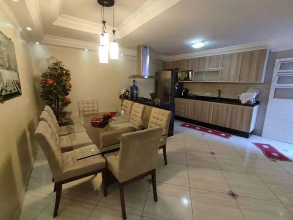 Casa, 3 quartos, 264 m² - Foto 3