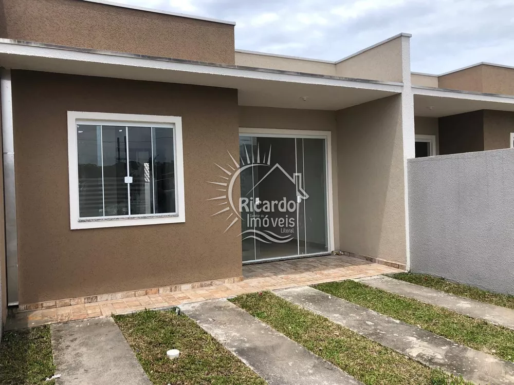 Casa à venda com 2 quartos, 55m² - Foto 4