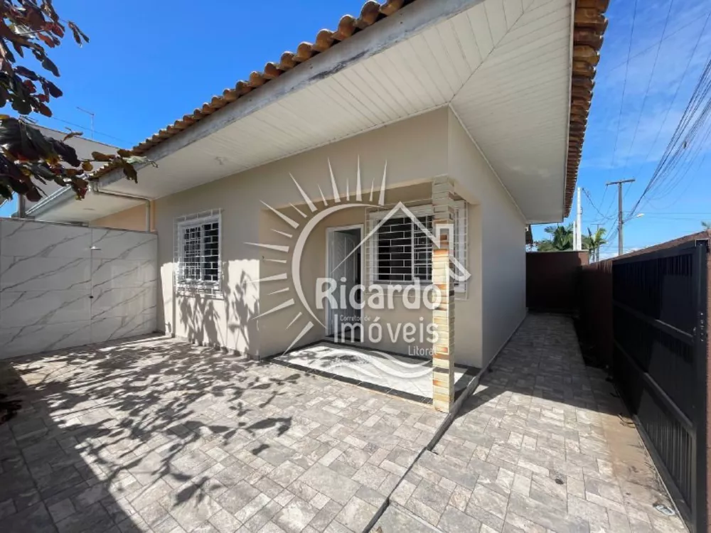 Casa à venda com 2 quartos, 53m² - Foto 4