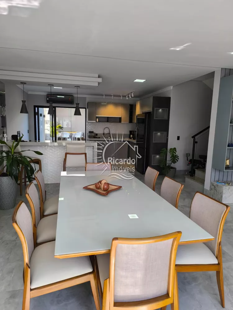 Casa à venda com 3 quartos, 200m² - Foto 4