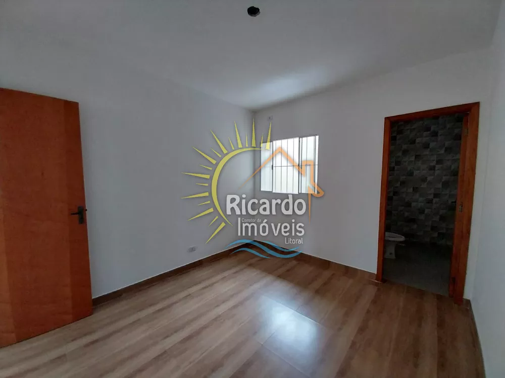 Casa à venda com 2 quartos, 70m² - Foto 6