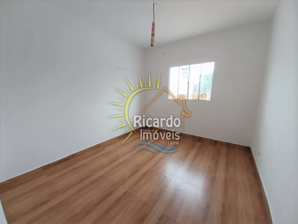 Casa à venda com 2 quartos, 70m² - Foto 5