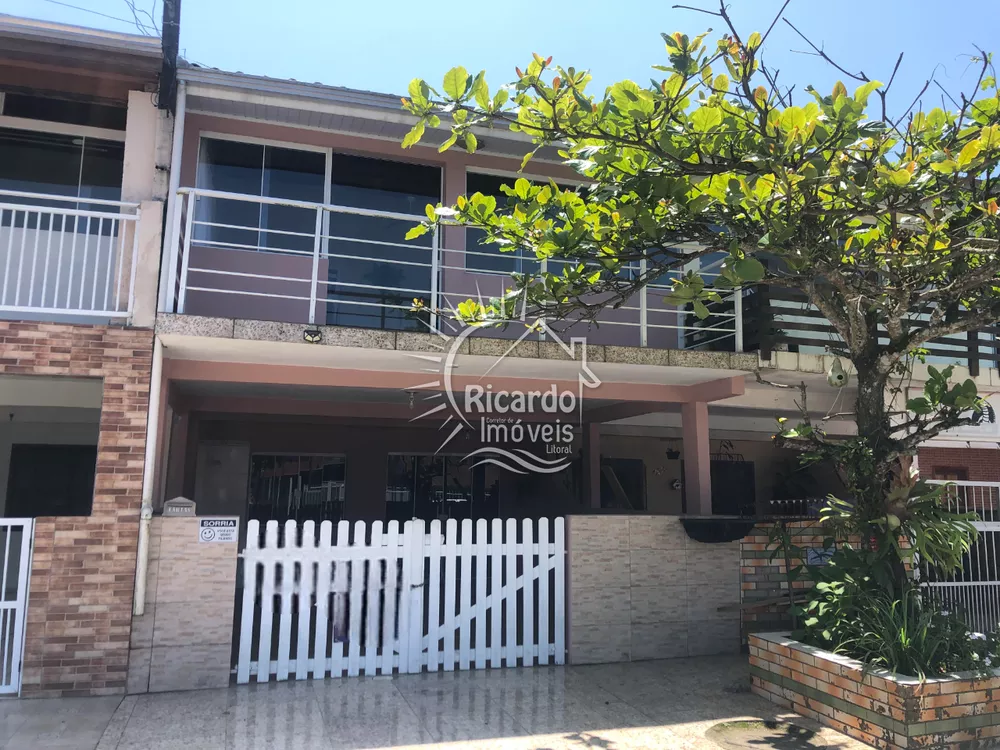 Casa à venda com 3 quartos, 170m² - Foto 1