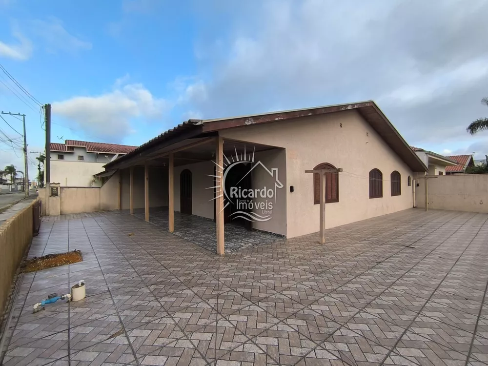 Casa à venda com 3 quartos, 159m² - Foto 2