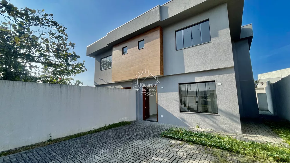 Casa à venda com 4 quartos, 127m² - Foto 2