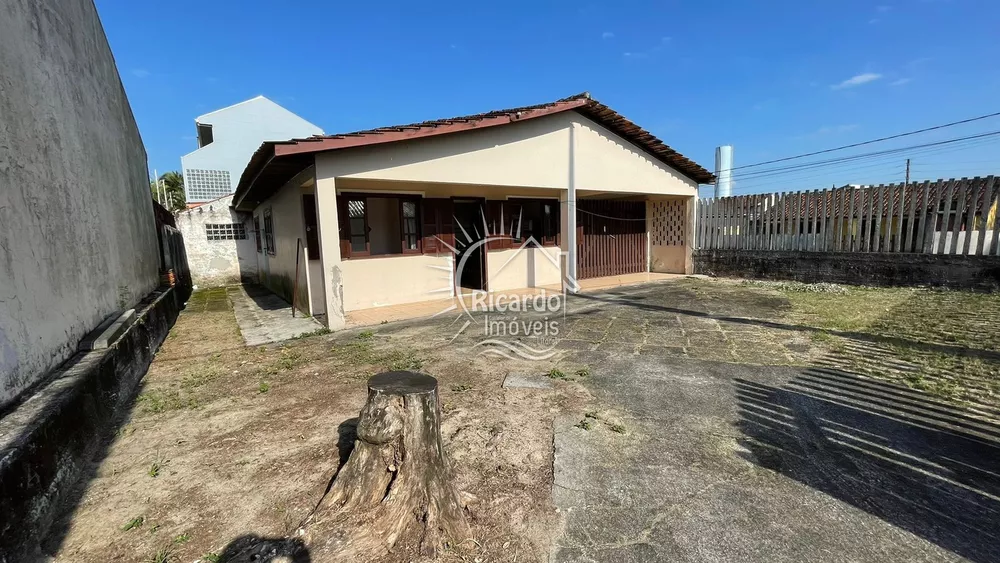 Casa à venda com 3 quartos, 124m² - Foto 2