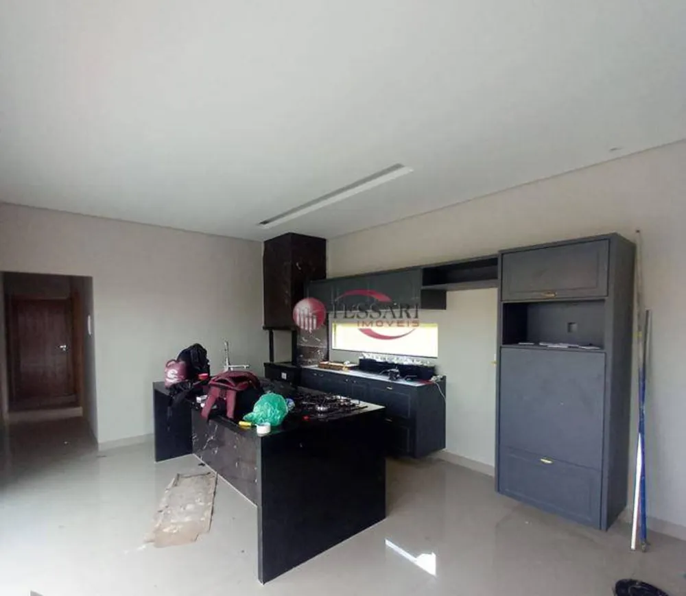 Casa, 3 quartos, 216 m² - Foto 2