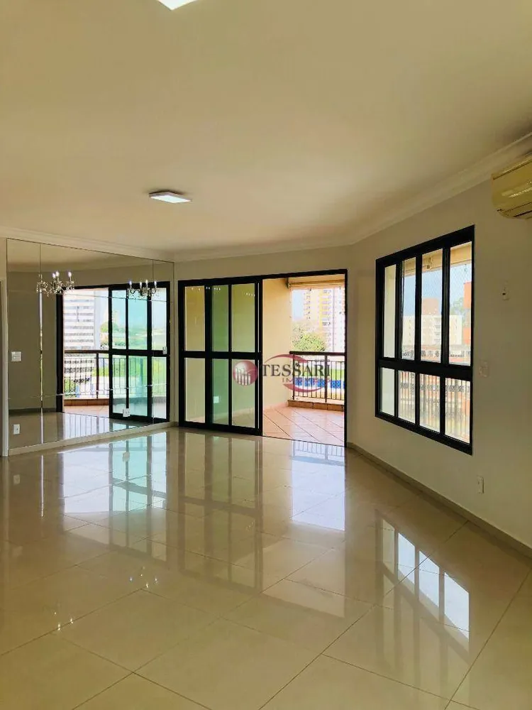 Apartamento, 3 quartos, 160 m² - Foto 2
