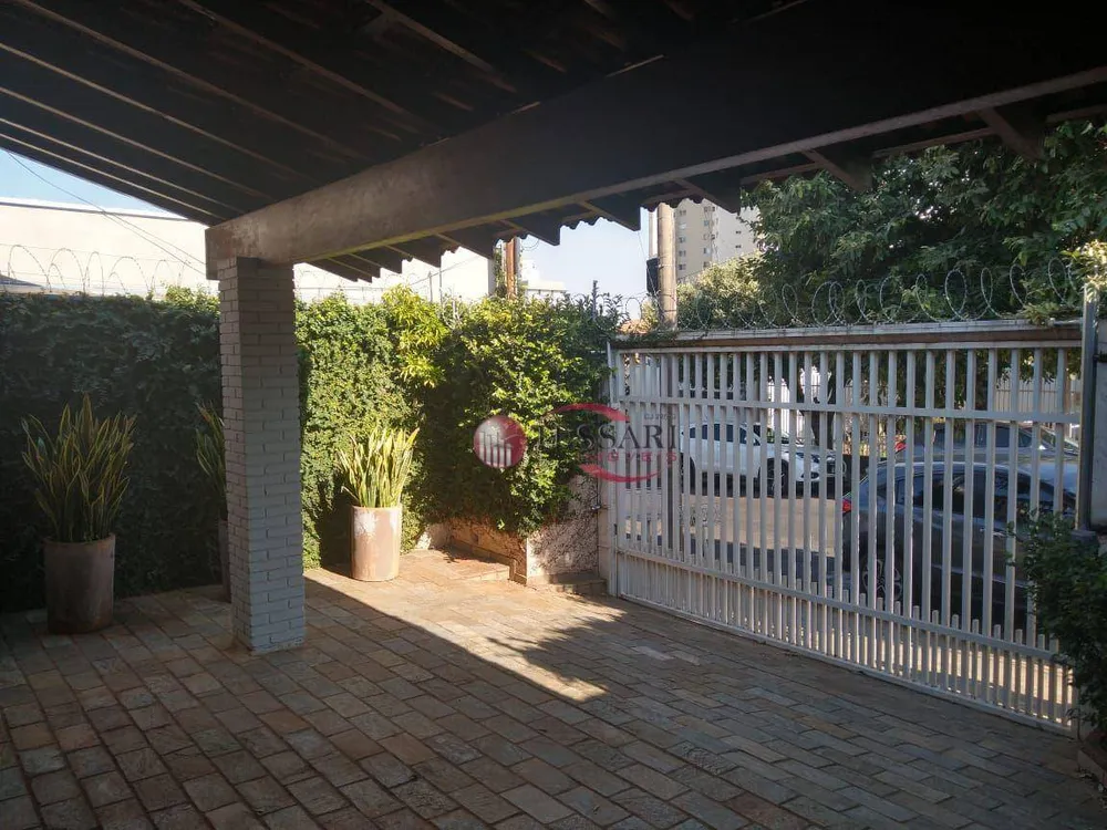 Casa, 3 quartos, 297 m² - Foto 1