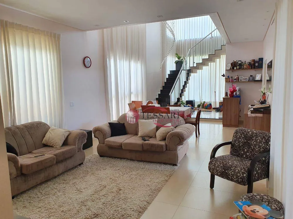 Casa, 3 quartos, 183 m² - Foto 2