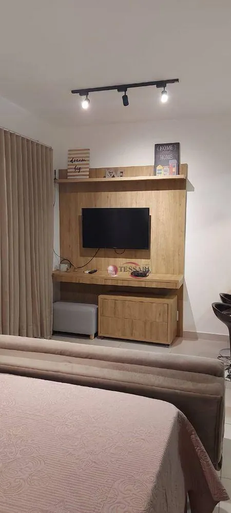 Apartamento, 1 quarto, 33 m² - Foto 2