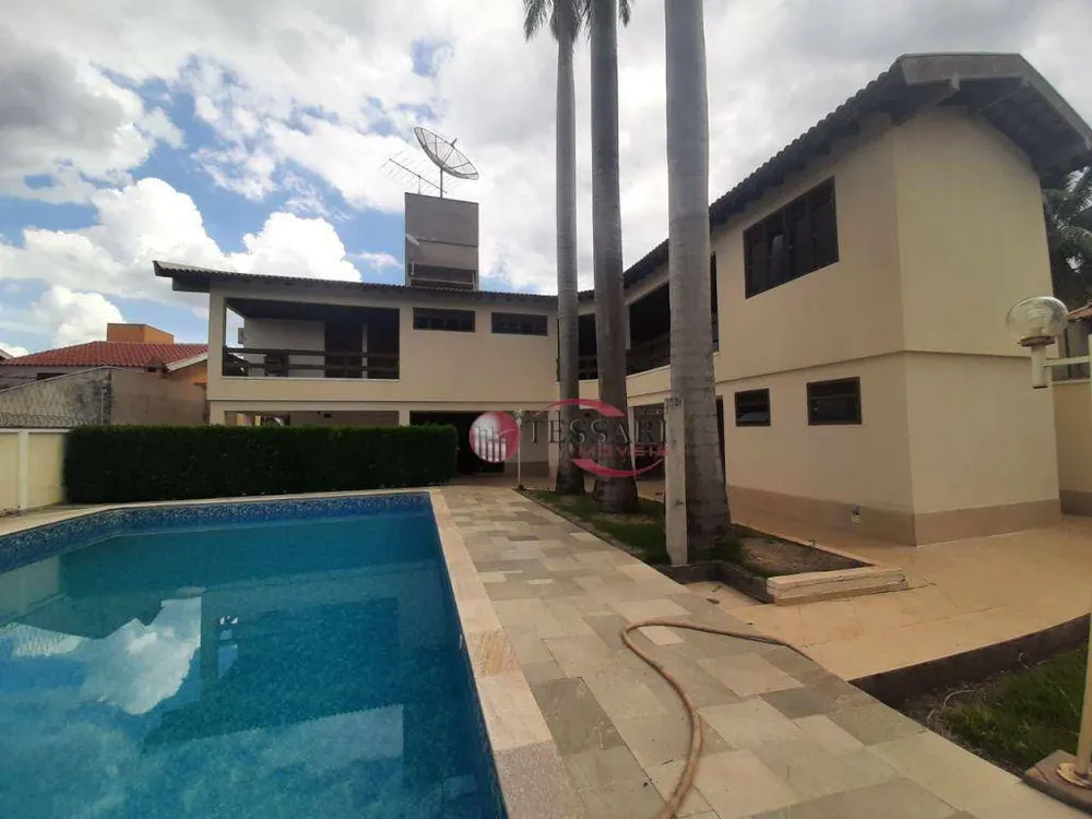 Casa, 4 quartos, 750 m² - Foto 1