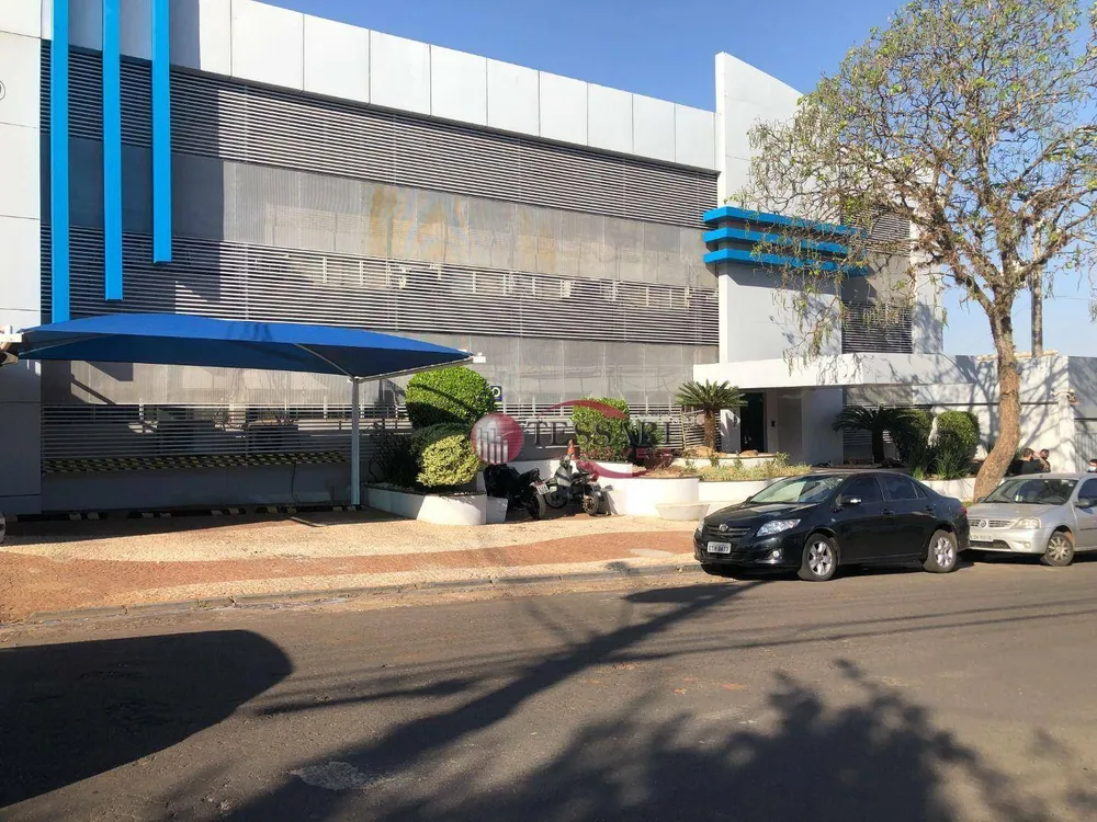 Loja-Salão, 3800 m² - Foto 1