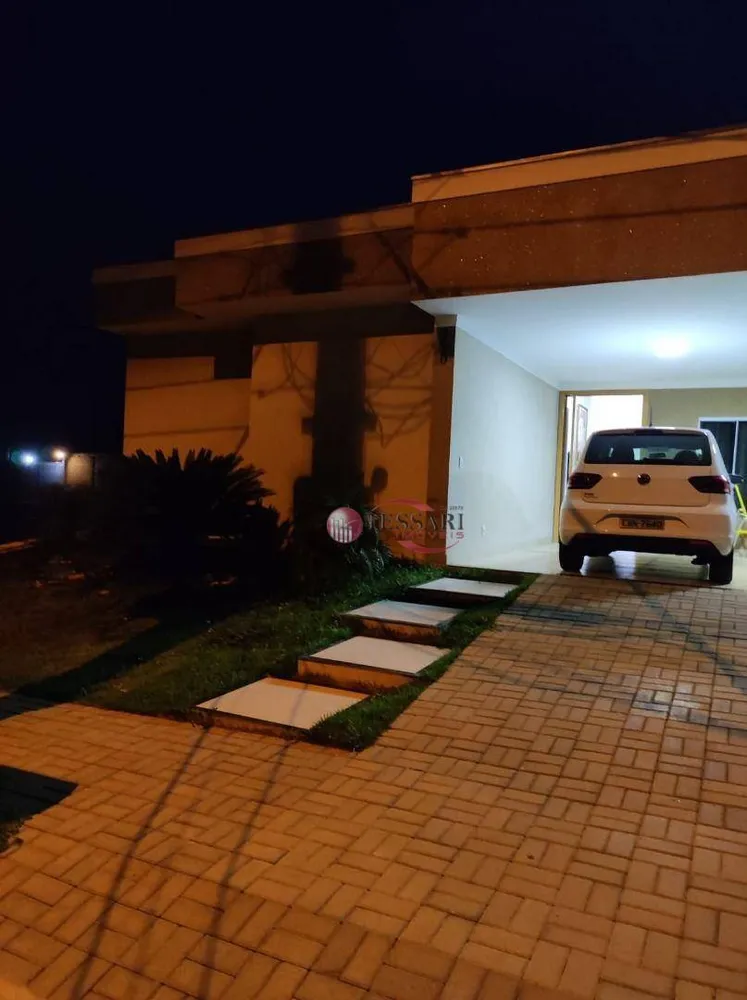 Casa, 3 quartos, 230 m² - Foto 2