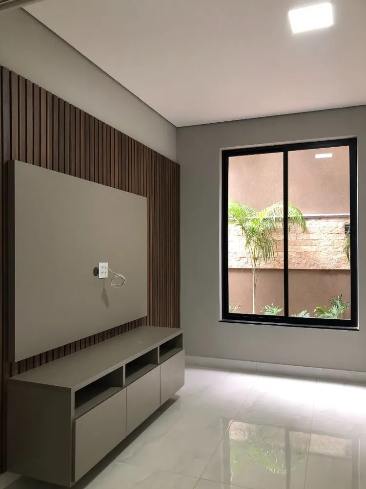 Casa, 4 quartos, 302 m² - Foto 3