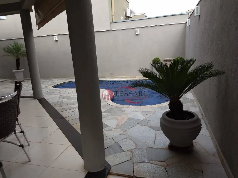 Casa, 3 quartos, 250 m² - Foto 3