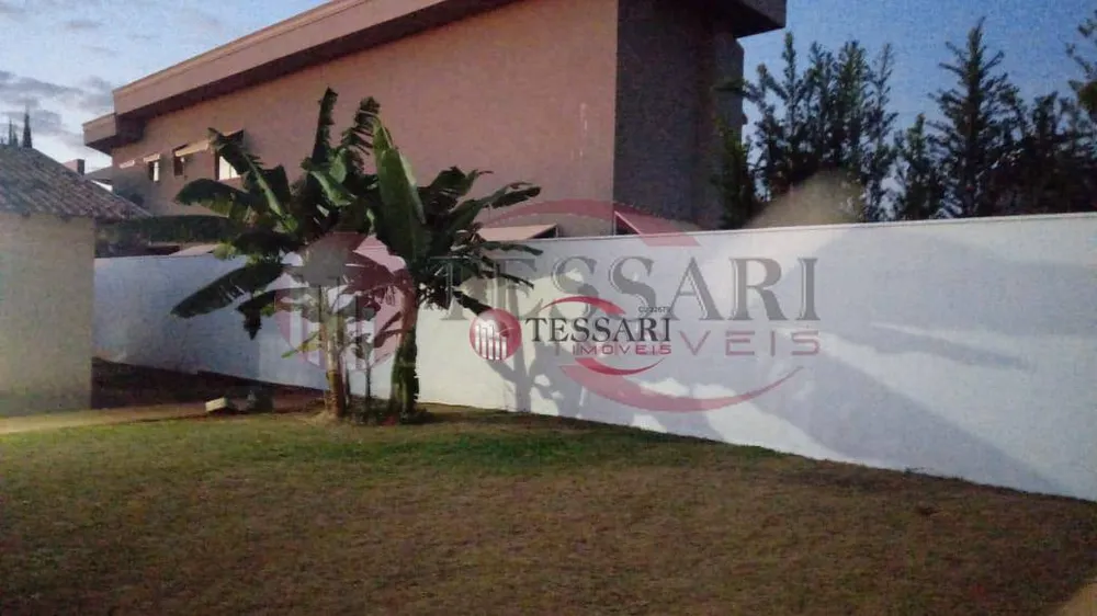 Casa, 3 quartos, 196 m² - Foto 2