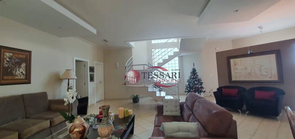 Casa, 4 quartos, 590 m² - Foto 2