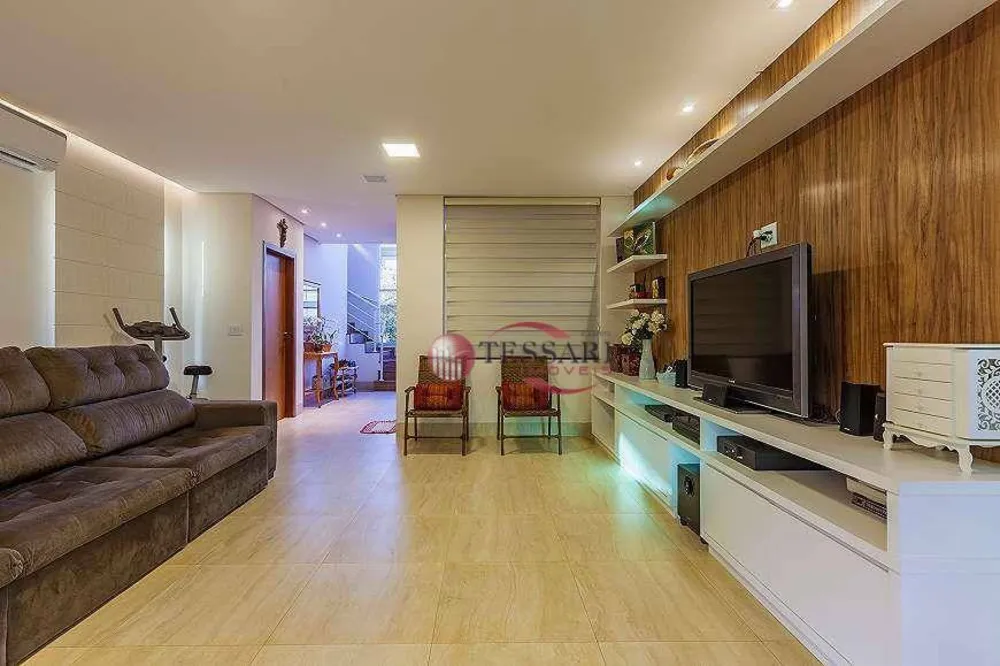 Casa, 4 quartos, 292 m² - Foto 2