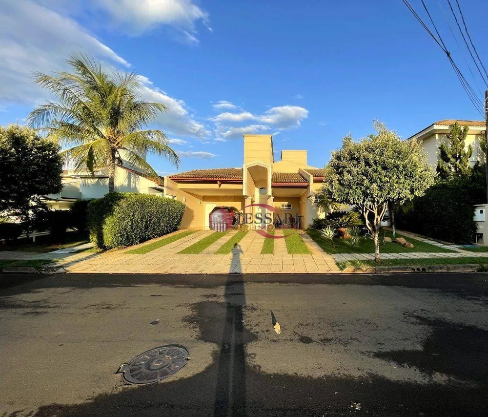 Casa, 3 quartos, 316 m² - Foto 1