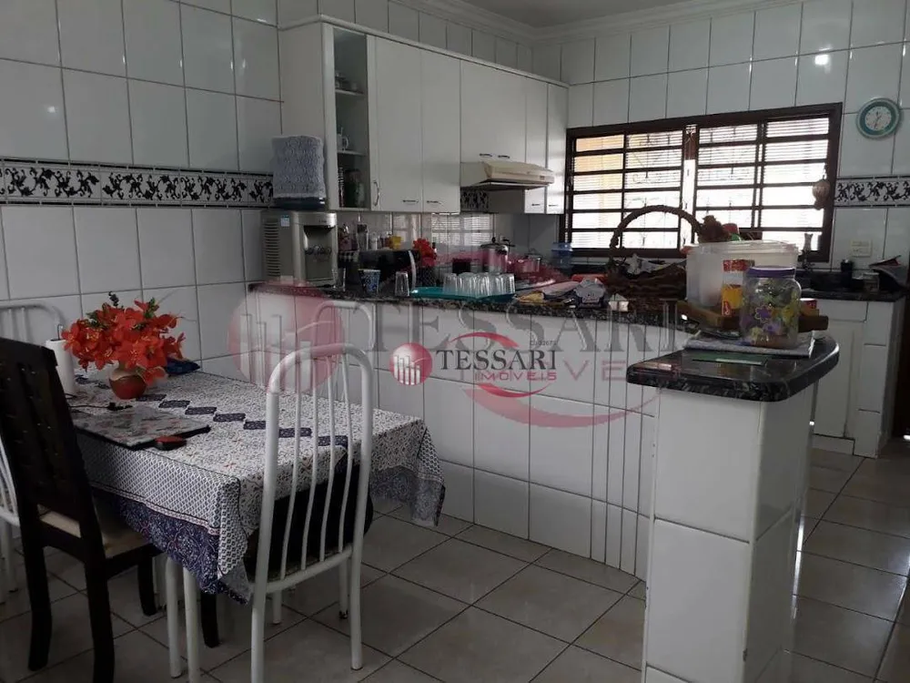 Casa, 3 quartos, 350 m² - Foto 2