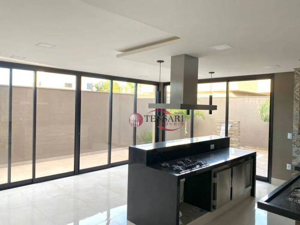 Casa, 3 quartos, 217 m² - Foto 3