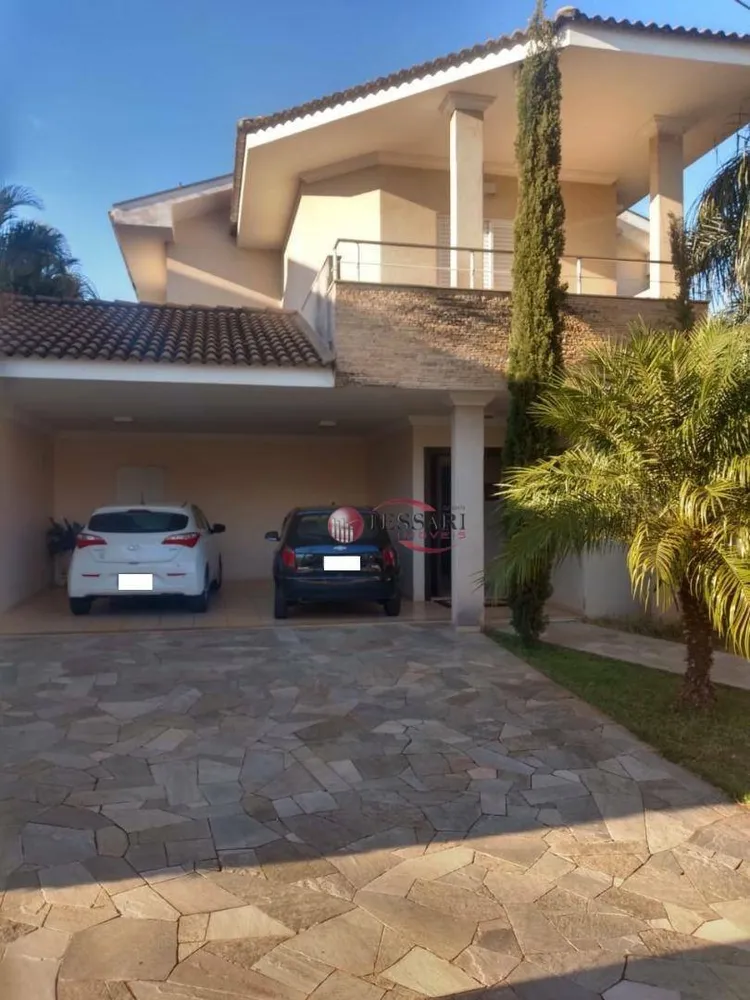 Casa, 4 quartos, 328 m² - Foto 1