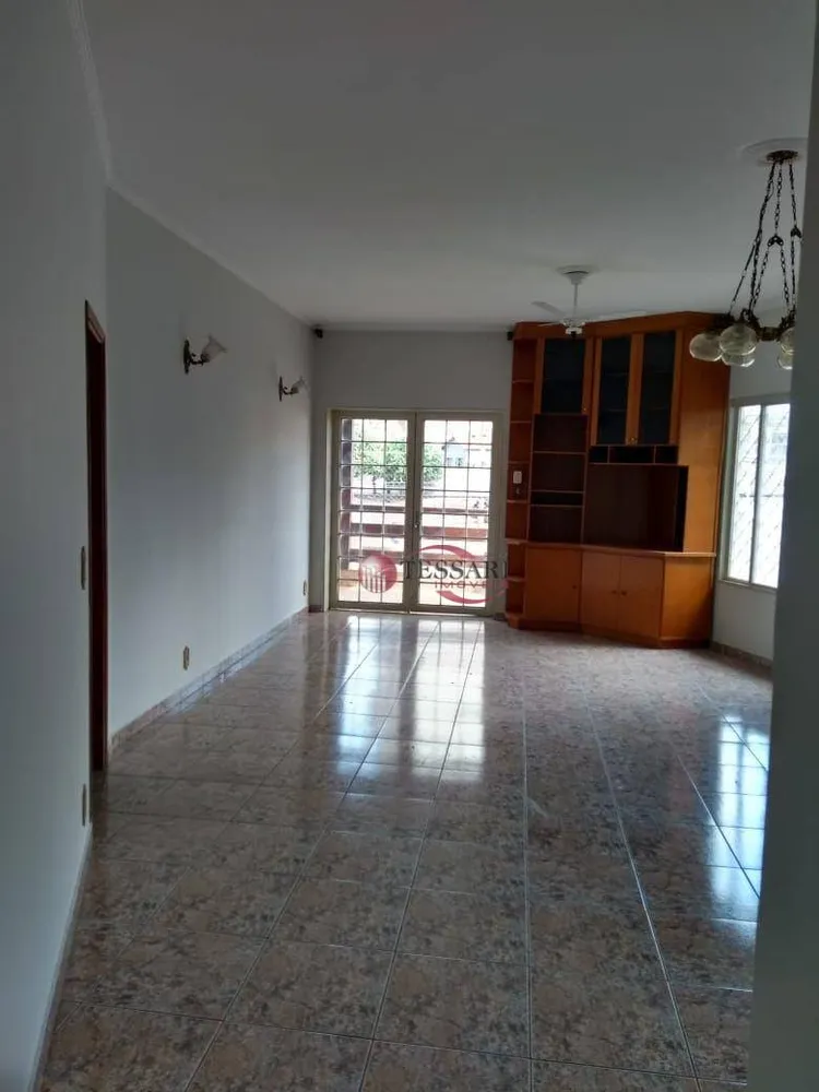 Casa, 5 quartos, 150 m² - Foto 2