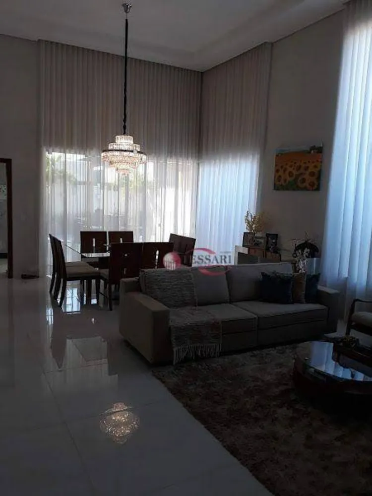 Casa, 3 quartos, 300 m² - Foto 3