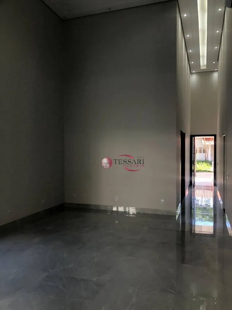 Casa, 3 quartos, 250 m² - Foto 3